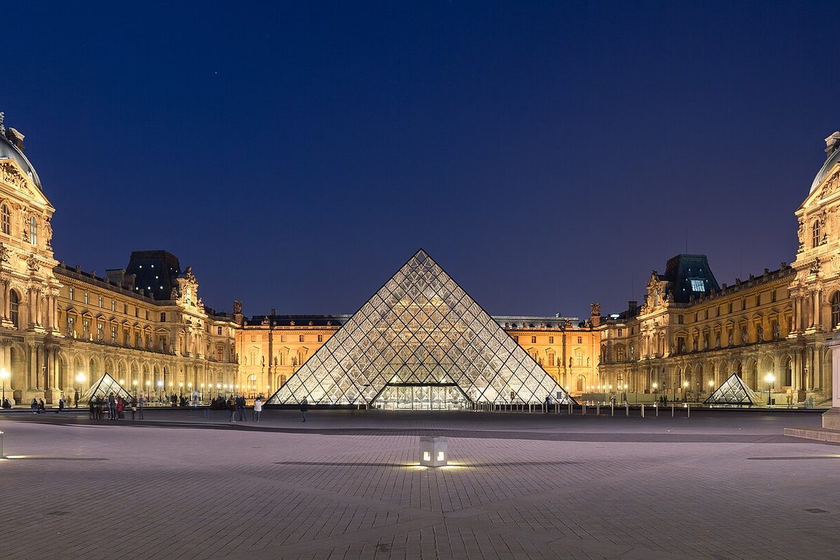 Louvre courtyard at blue hour